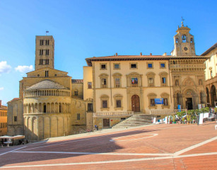 AREZZO