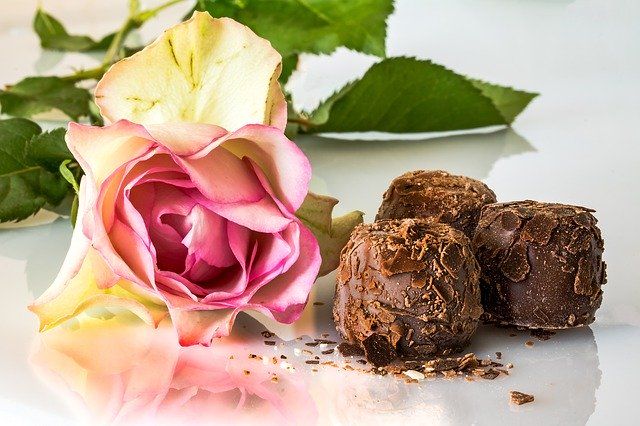Ontdek pralines: Een zoete reis door de geschiedenis en soorten