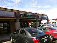 Wingstop outside