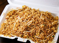 Mui's Chinese Food Carry Out food