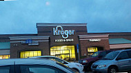 Kroger Bakery outside