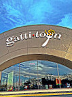 Gattitown outside