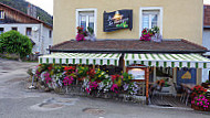 Auberge Du Savagnin outside