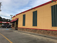 Popeyes Louisiana Kitchen outside