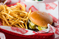 Freddy's Frozen Custard Steakburgers food