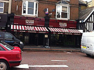 Brasserie Vacherin Croydon outside