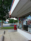 Dairy Queen (treat) outside