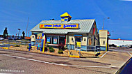 Long John Silvers outside