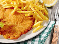 Schnitzlland Hutteldorfer food