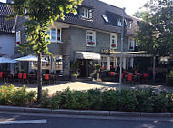 Cafe Wenning outside