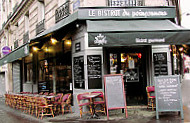 Le Bistrot du Poinçonneur inside