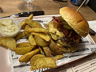 Gastro Burger food