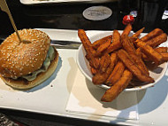 Charlie & Co. Burgers food