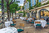 Le Moulin de l'Abbaye food