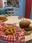 Holly's Diner food