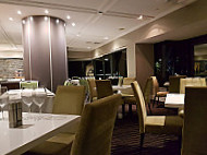 Bar Rendezvous - Pullman Sydney Hyde Park food