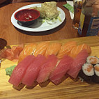 HITOMI Sushi food