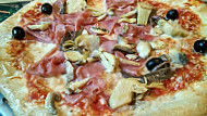 Pizzeria Spessore food