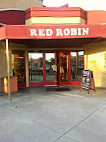 Red Robin Gourmet Burgers And Brews outside