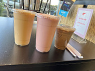 Maui Wowi Hawaiian Coffees Smoothies food