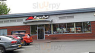 Pizza Hut Worcester Shrub Hill outside