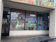 Panaderia Mi Lupita outside