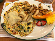 Cora Breakfast & Lunch food