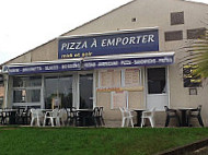 Allo Pizza inside