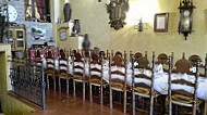 Bodegón De Mallacán Y Posada Real inside