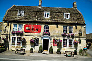 The White Hart outside