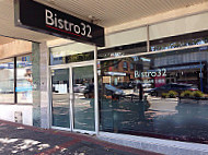 Bistro32 outside