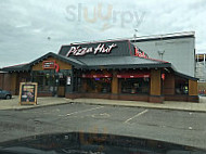 Pizza Hut outside