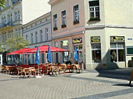 Ristorante Gelateria Italia inside