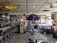 Buddy's Diner inside