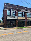 Walton's Smokehouse And Southern Kitchen outside