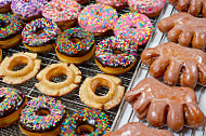 Somethin' Sweet Donuts food