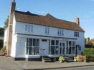 Sandhurst Tearooms outside