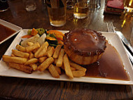 The Dukes Head Public House food