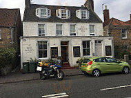 Old Aberlady Inn outside