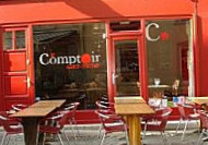 Comptoir Saint-michel inside