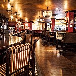 Doc Magilligan's Restaurant & Irish Pub inside