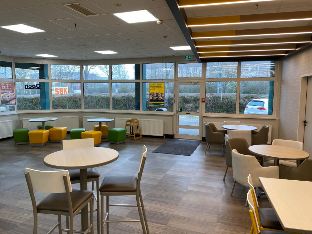 restaurant image