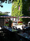 Auberge de Saint Didier food