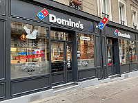 Domino's Pizza SaintDenis outside