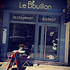 Le Bouillon inside