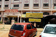 Karaikudi Annalakshmi outside