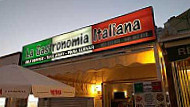 La Gastronomia Italiana outside