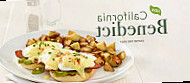 Pita & Grill food