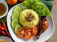 Riz Nasi Ayam (medan Selera Batu 2) food