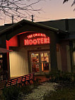 Hooters outside